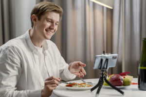 Social Media Advertising Strategies for Dubai Restaurants